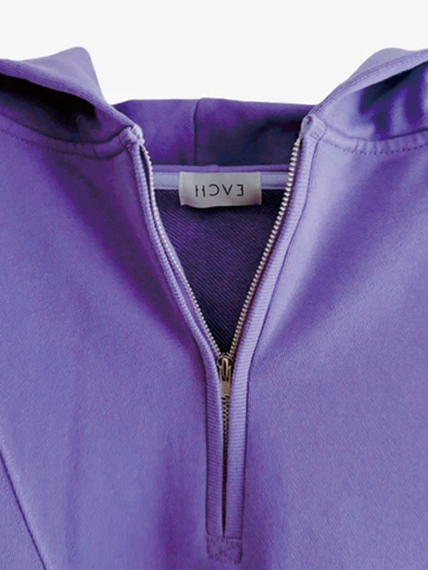 SLEEVELESS HOODED ZIP VEST