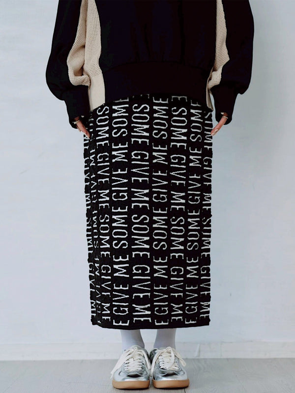 REVERSIBLE LOGO JACQUARD SKIRT