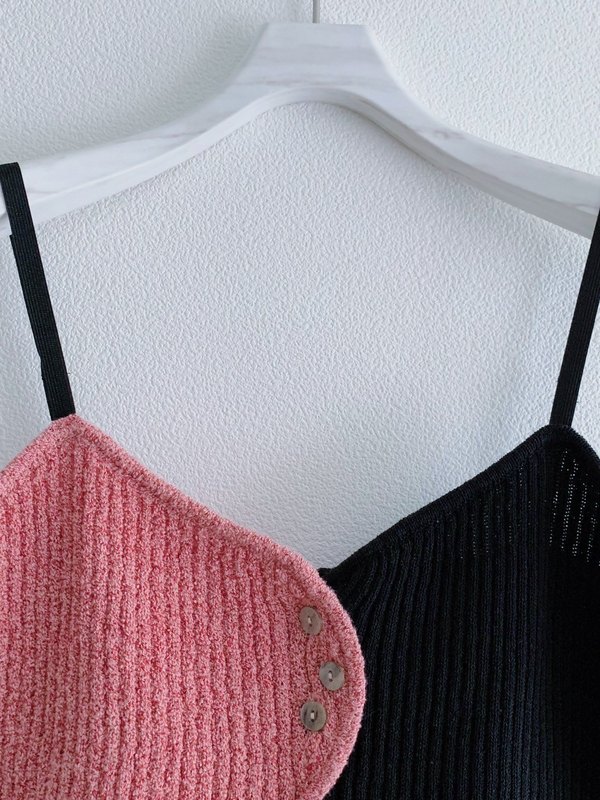 BICOLOR BUSTIER KNIT TOP