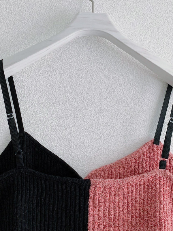 BICOLOR BUSTIER KNIT TOP