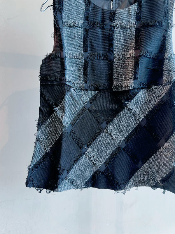 cut jacquard check blouse