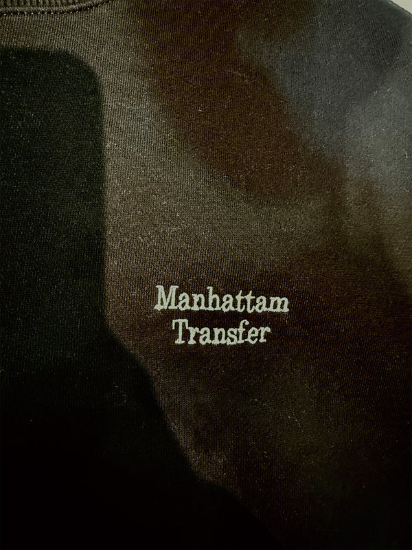 ハイネックワンポイント刺繍カットソー