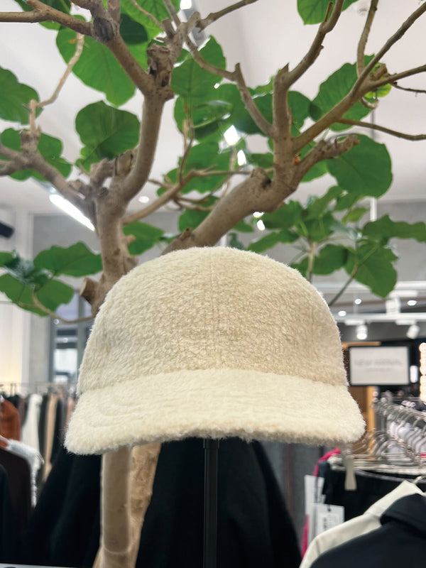 Small Sheep Long Cap