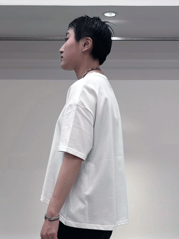 PARIS Tシャツ