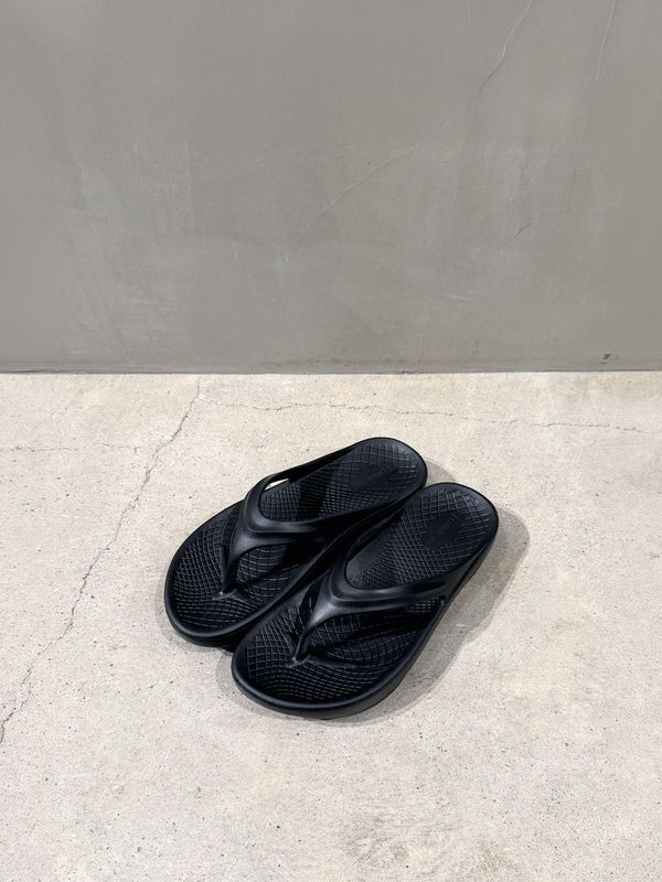 RECOVERLY SANDAL THONG