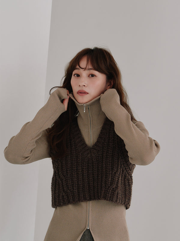 low gauge short vest