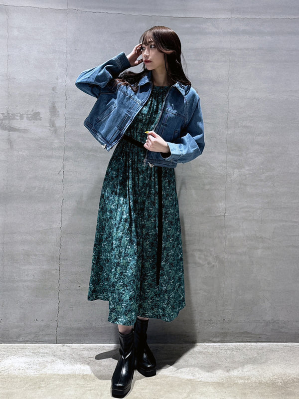 割繊フラワープリントワンピース